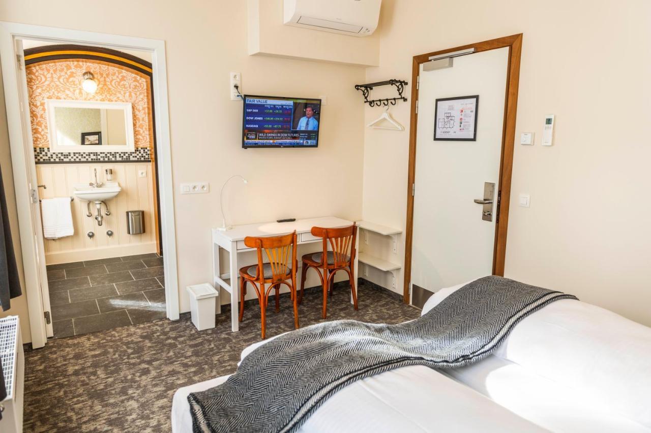 Duke Of Ghent Hotel Luaran gambar